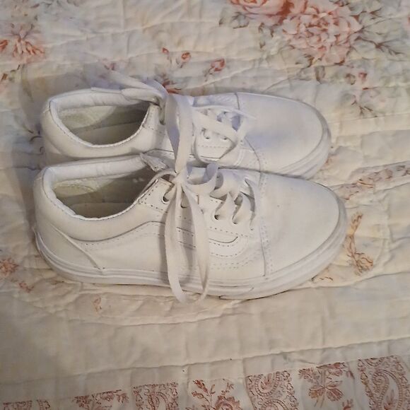 Vans  - Picture 2 of 5